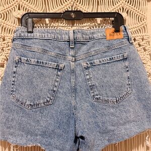 Hollister Women’s Light Blue Jean Shorts – Ultra High Rise Mom Shorts w/ Raw Hem